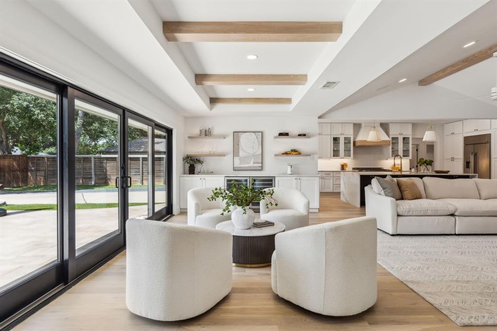 Professionally staged interior by Prime